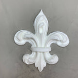 Resin Embellishments - Medium - Fleur De Lis 8,2cm x 7,2cm