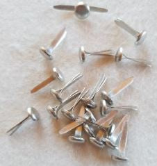 W&M - Brad Pins Medium - Antique Silver (8mm x 20pcs)